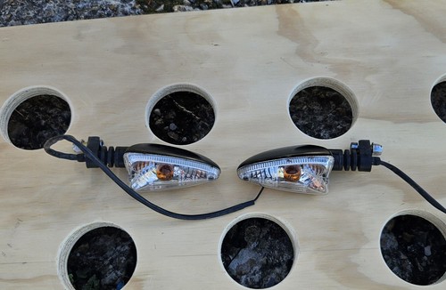 Front right left indicators - right,