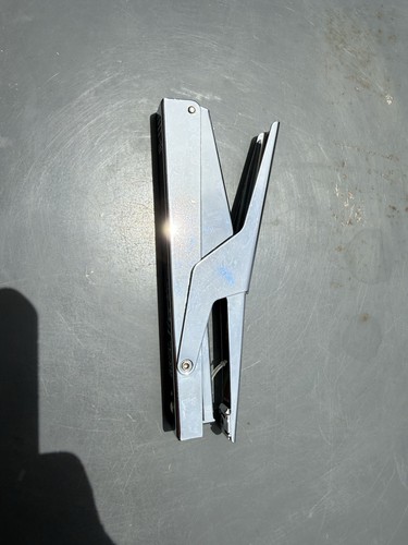 Rexel nipper stapler - rexel,