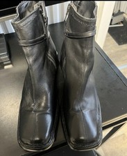 CLARKS springer black leather