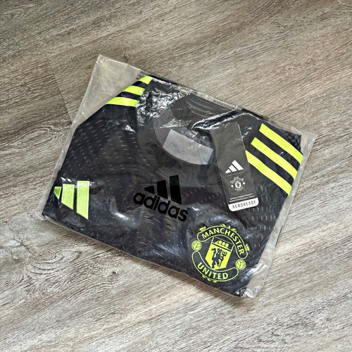Adidas manchester united - manchester,