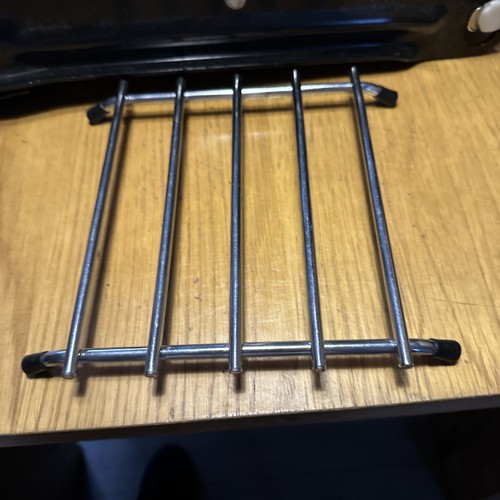 Saucepan trivet saver - trivet, steel