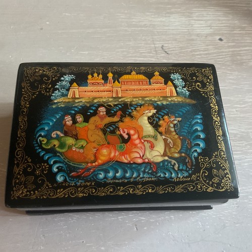 Vintage palekh russian lacquer - palekh,