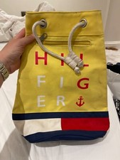 Tommy Hilfiger sports swimmign bag GUC