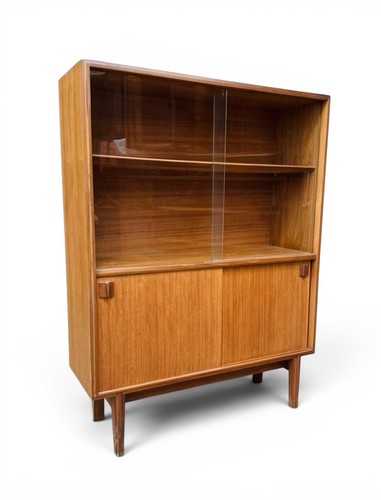 Beaver and tapley - teak, cabinet