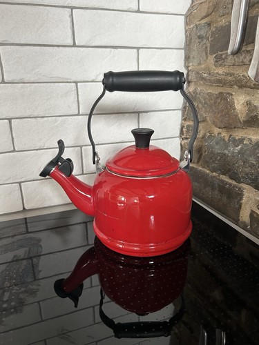Creuset stove top kettle - le,