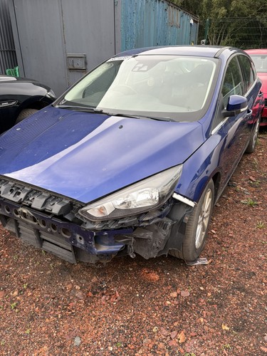 Ford focus titanium mk3 fl - focus,