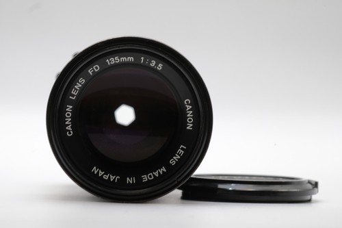 Canon 135mm 5 telephoto - 135mm, f3.5