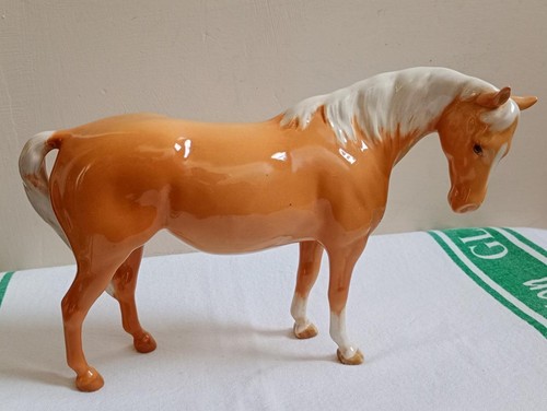 Beautiful vintage bone china - vintage,