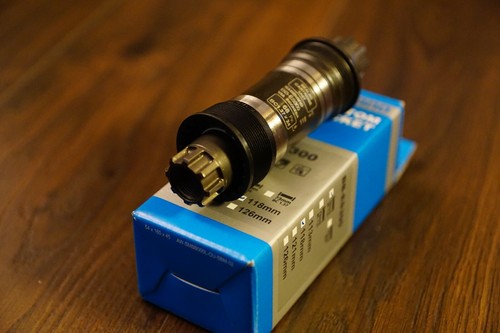 New shimano es300 octalink - new, bb-es300
