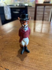 Royal Doulton Fox figurine -