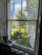 Laura Ashley Vintage style White Cotton lace curtain panel 15"/44”