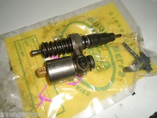 LAND ROVER DISCOVERY TD5 DIESEL BLACK TOP INJECTOR P10 ENGINE CODE MSC100670