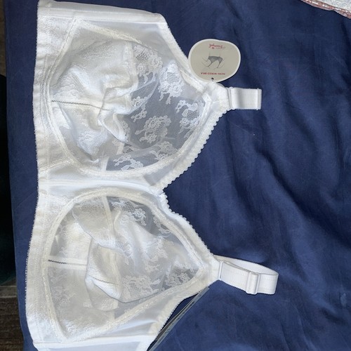 Triumph non wired - doreen, white