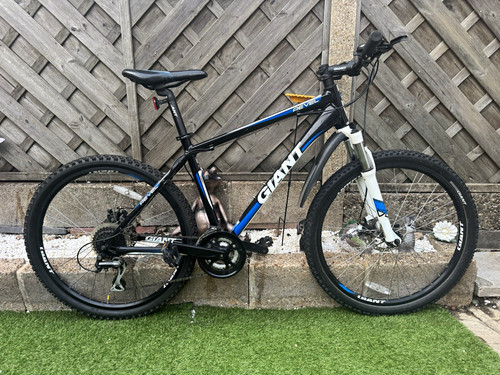 Giant revel hardtail mountain - giant,