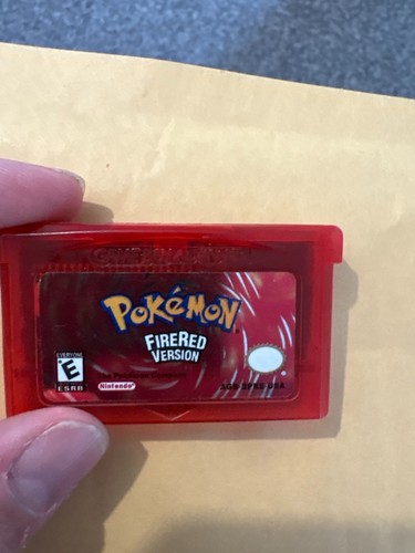 Nintendo pokémon firered - pokémon,