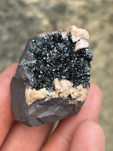 Specularite and dolomite - specularite,