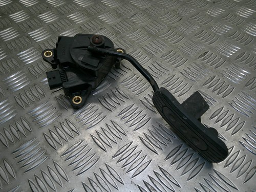 Nissan micra accelerator pedal - micra,
