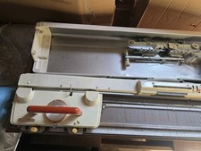 Empisal Knitmaster 260