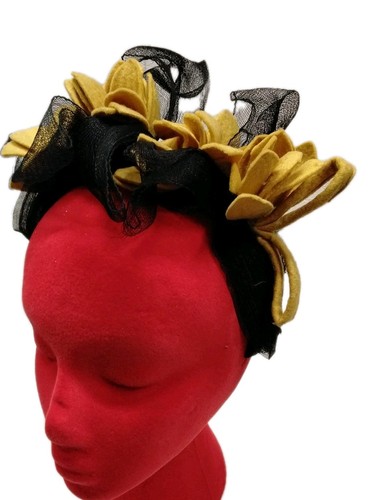 Stunning mustard yellow - stunning,