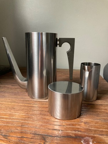 Arne jacobsen denmark stelton - jacobsen,