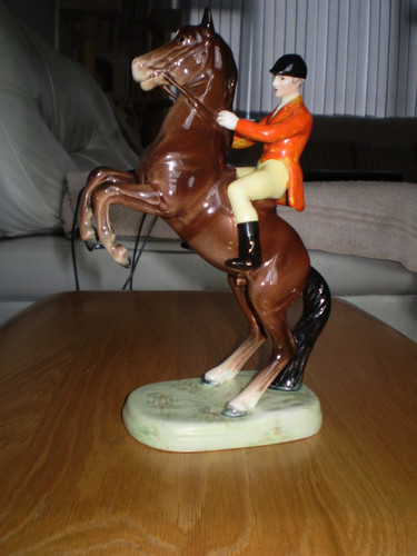 Beswick huntsman on rearing - huntsman,