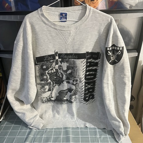 Vintage clothing reseller - vintage,