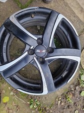 Shark Alloys 17" inches 4 stud