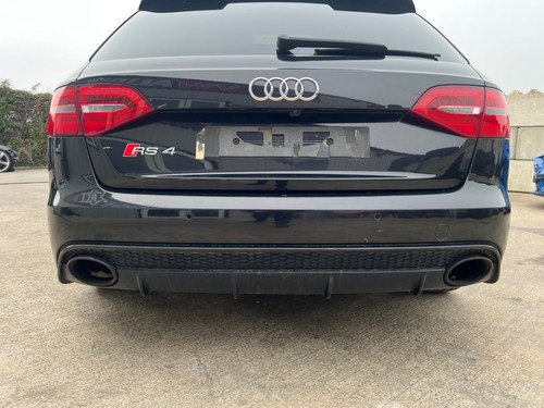 Audi rs4 avant rear bumper - ,