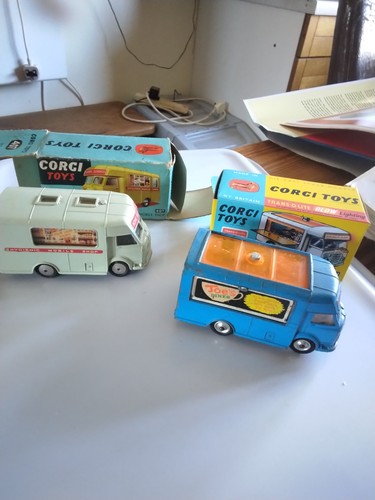 Corgi 407 471 smiths - 407,