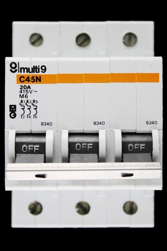 Merlin gerin amp - type, m6