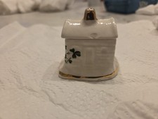 Carrigaline Pottery Co Tiny House Trinket Box Ireland Green Clovers