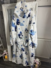 Extra-Long Fleece Oversized Wearable Hoodie Blanket Winter Big Hooded Christmas