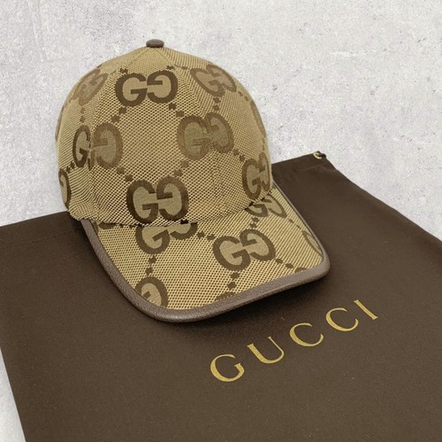 Gucci monogram pattern logo - gg,