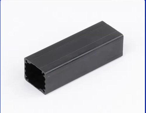 Black extruded aluminum - black,