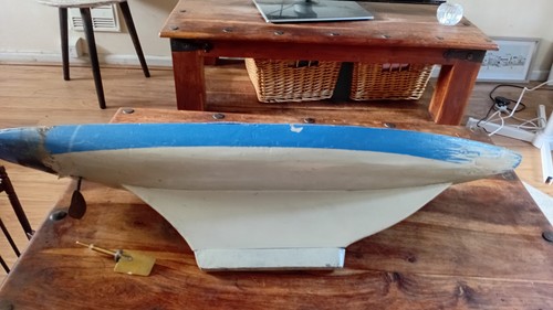 Large vintage wooden pond - large,