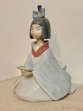 Vintage NAO by Lladro Flowers
