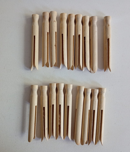 Wooden clothes pegs - 18,