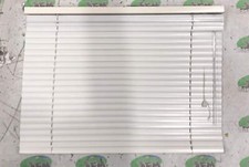 Venetian blind; 700x510mm - Caravan / Motorhome / Camper