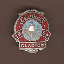 BUTLINS CLACTON 1954 RED LABELS ENAMEL PIN BADGE