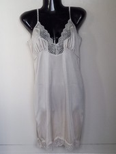 KAYSER KNEE-LENGTH IVORY