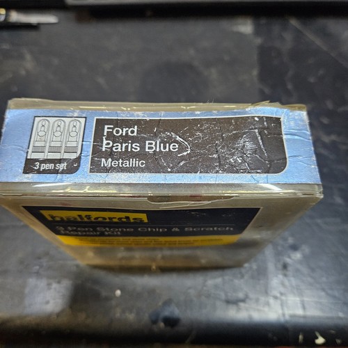 Halfords ford paris blue - paris,