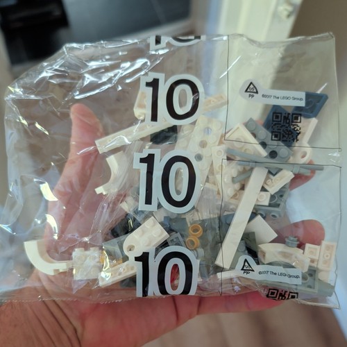 Lego r2d2 75379 bag sealed - lego, 10