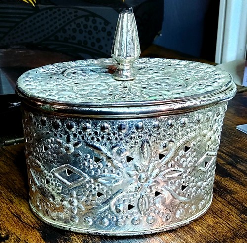 Vintage silver tone metal pot - vintage,