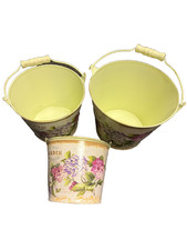 Set of 3 Metal Buckets –