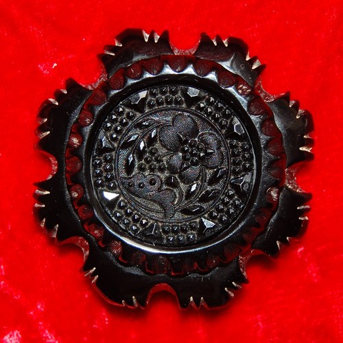 Antique victorian whitby - whitby, jet