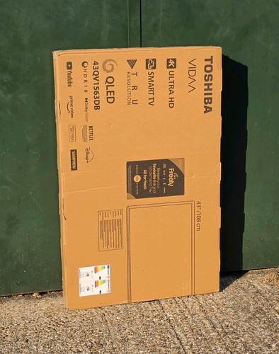 Toshiba empty tv packaging - empty,