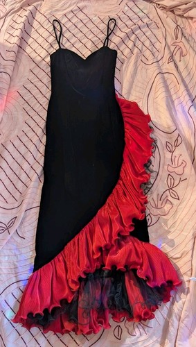 Vintage black velvet spaghetti - black,