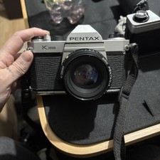 Pentax K 1000 With Case And Lens Hood 50mm Lens