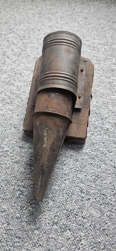 Vintage leather bee - leather, smoker