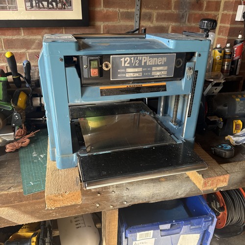Bench planer thicknesser - bench, /